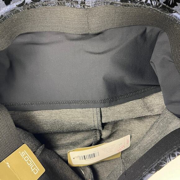 Chico's Marseille Flocked Ponte Pull On Ankle Pant Navy Blue Size 1.5 (US 10) - Picture 11 of 12